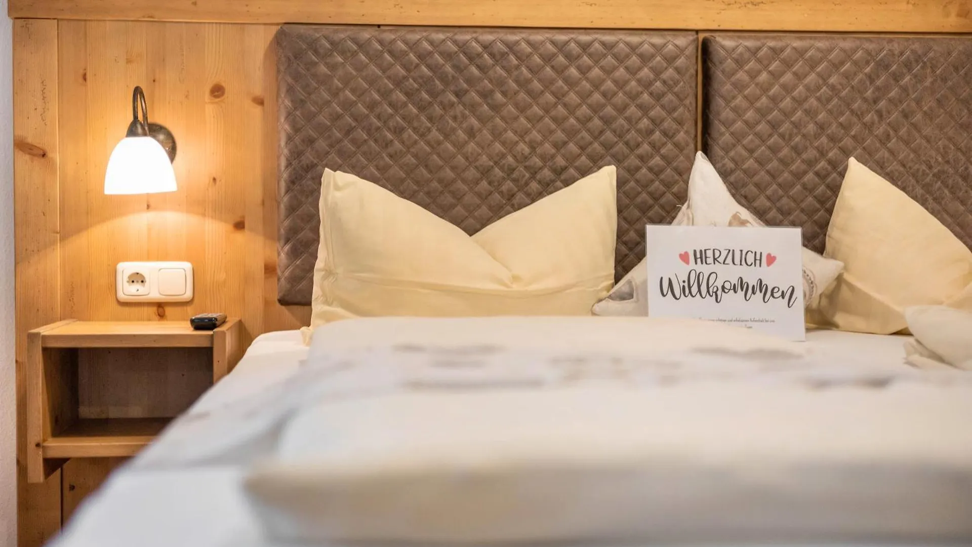 Апартаменты Ferienwohnung Bruennstein-Zimmer 31 Обераудорф